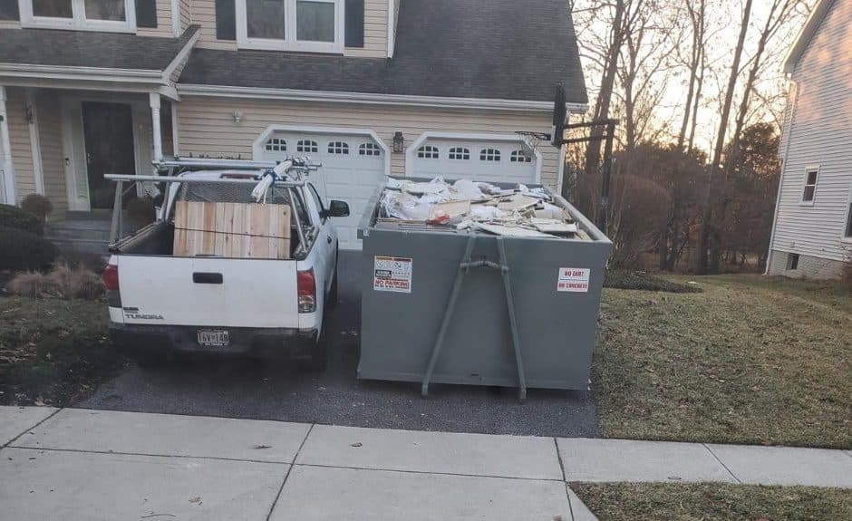 The Ultimate Guide to Efficient Debris Management: Roll Off on the Go Rentals